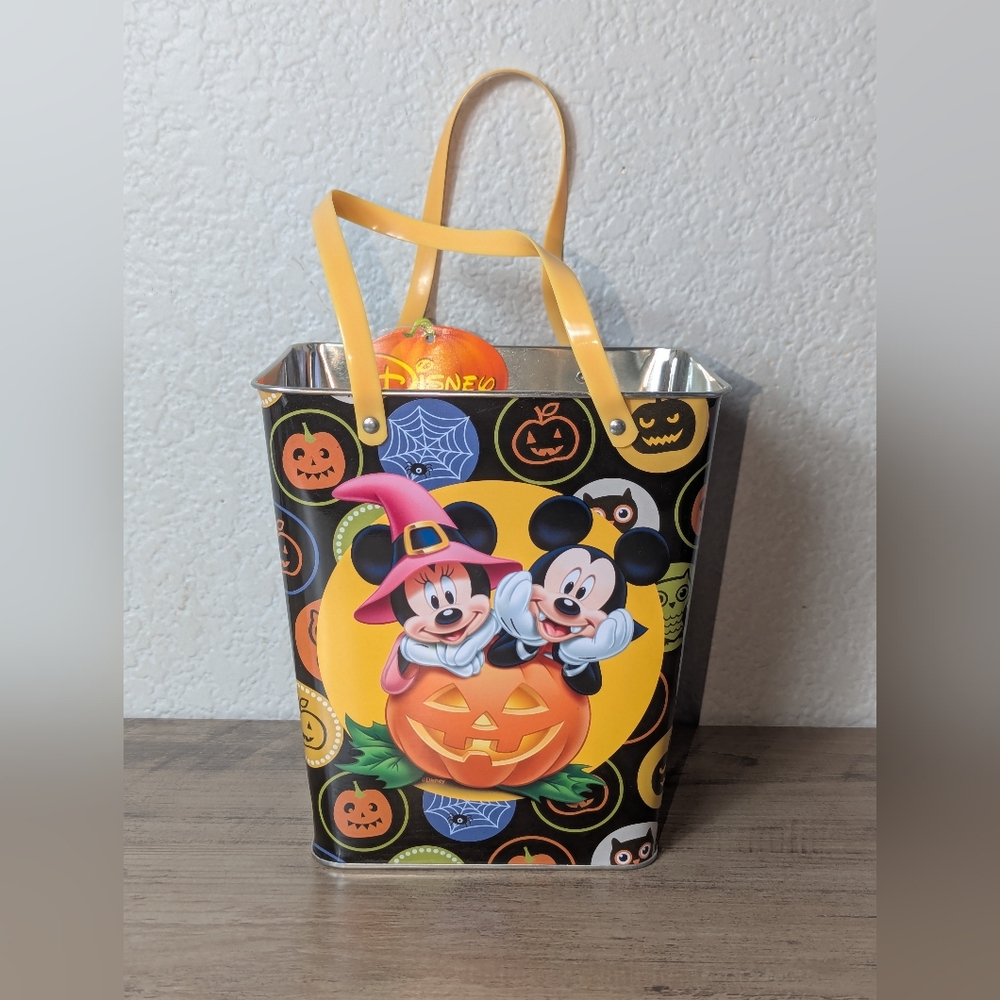 2009 Disney Mickey & Minnie Mouse Halloween Tin Pail w/Plastic Handles